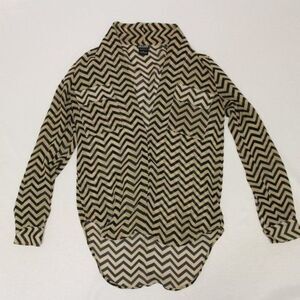 Alloy Tan & Black Hi Lo Chevron Blouse Size S